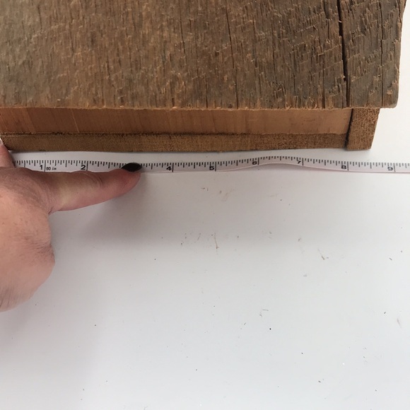 Rams Horn Wools Handmade & Signed Felted Wool 13 pc Nativity w/ Wooden Crèche - Picture 11 of 11